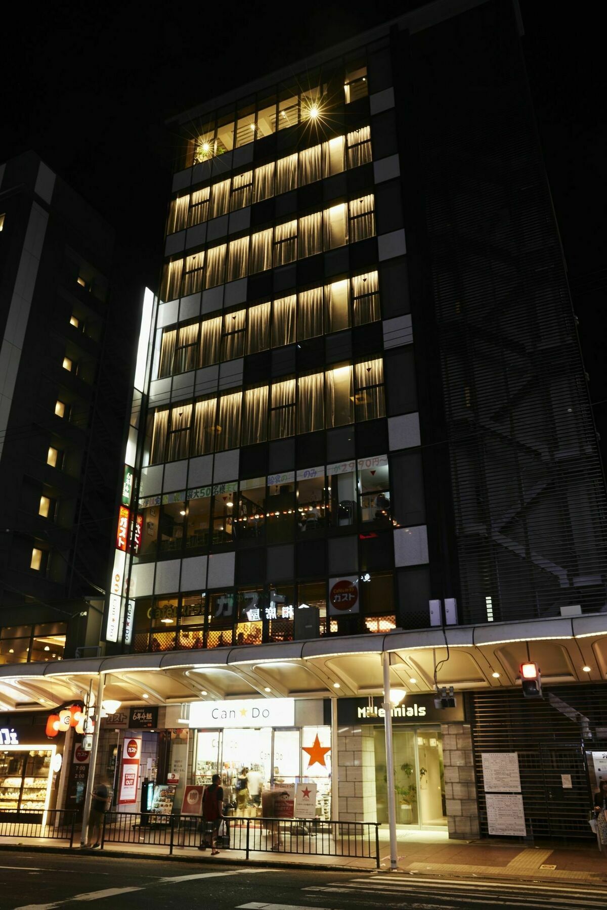 Capsule hotel The Millennials
